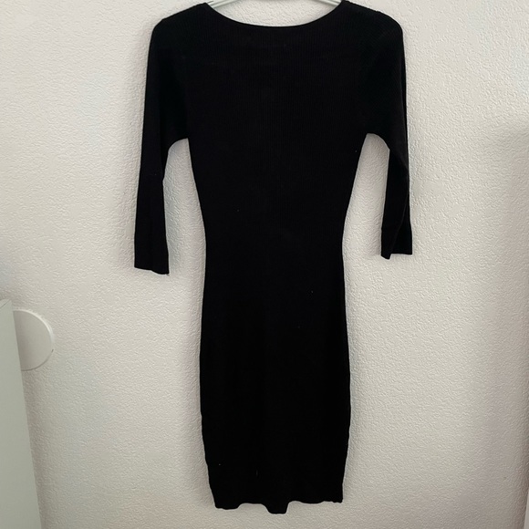 Black dress - Picture 2 of 2